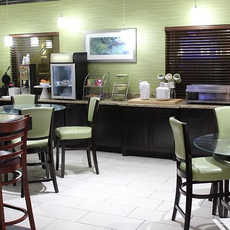 Horizon Inn & Suites Pearsall Εξωτερικό φωτογραφία