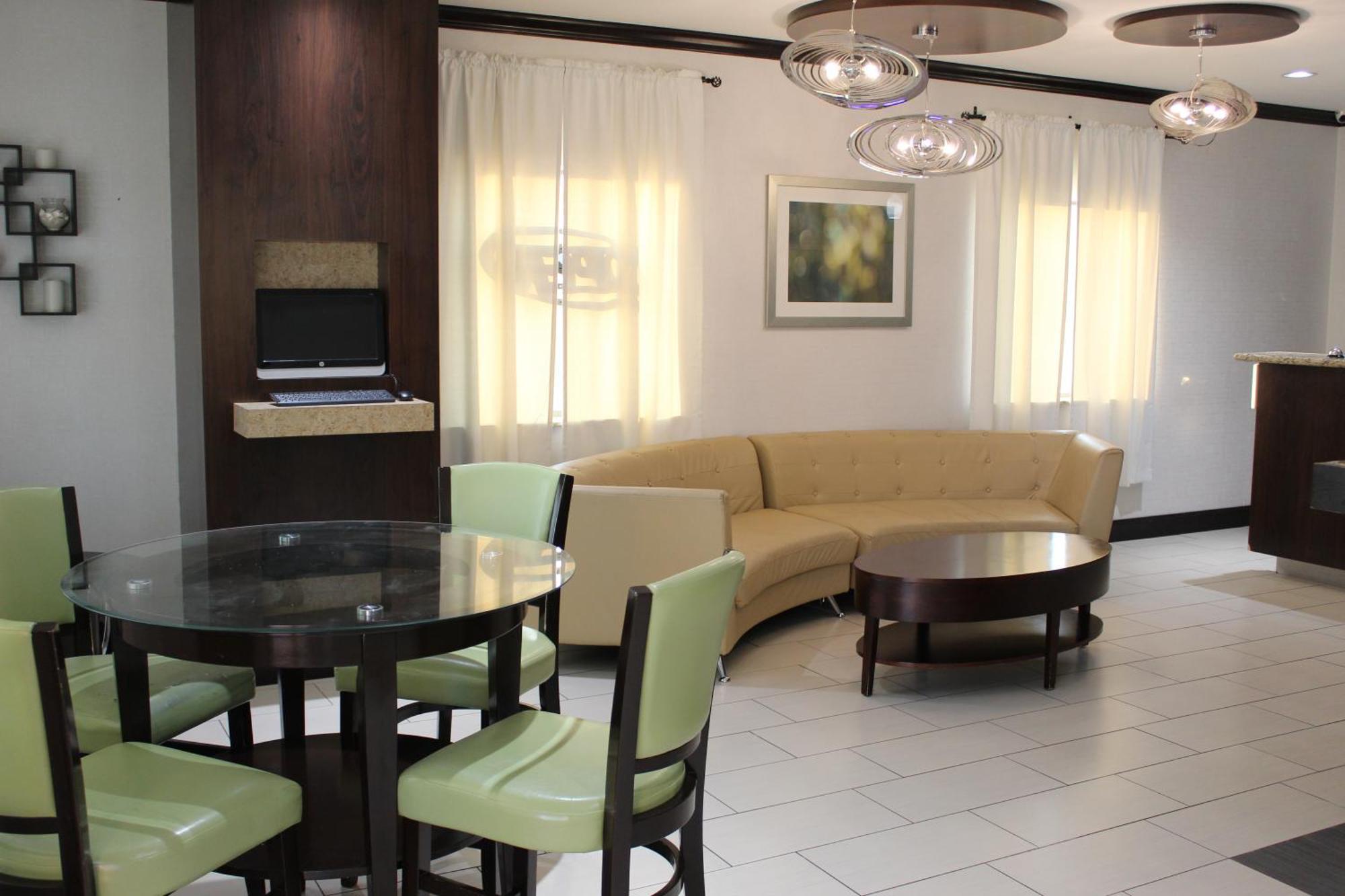 Horizon Inn & Suites Pearsall Εξωτερικό φωτογραφία