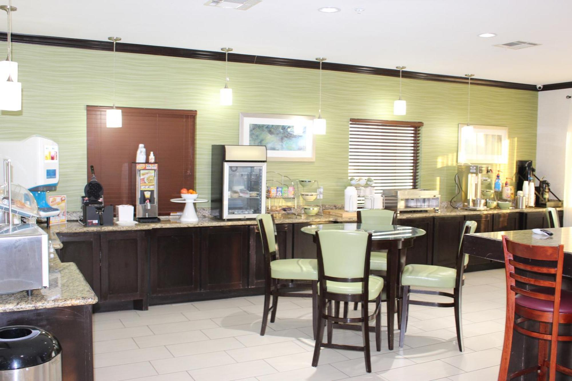 Horizon Inn & Suites Pearsall Εξωτερικό φωτογραφία